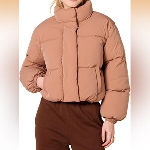 Amazon Essentials Cropped Full-Zip
Puffer Jacket Light Brown, XX-Large